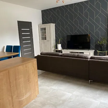 Apartment In Cyprysowa Warsaw