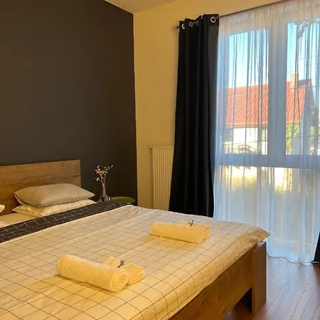Apartment In Cyprysowa *